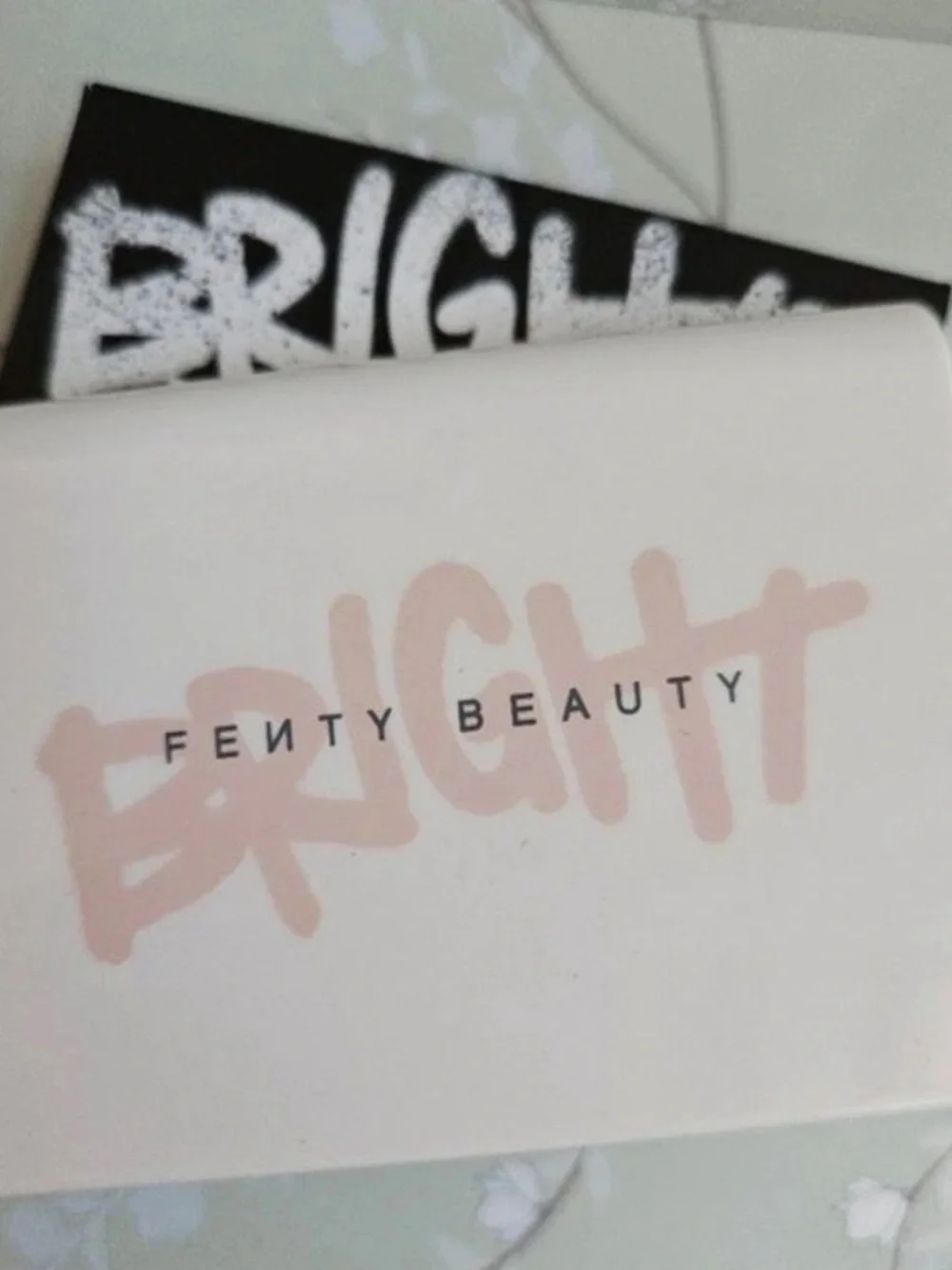 Fenty Beauty Bright Fix Instant Brightening + Blurring  Powder Rose Quartz  NIB
